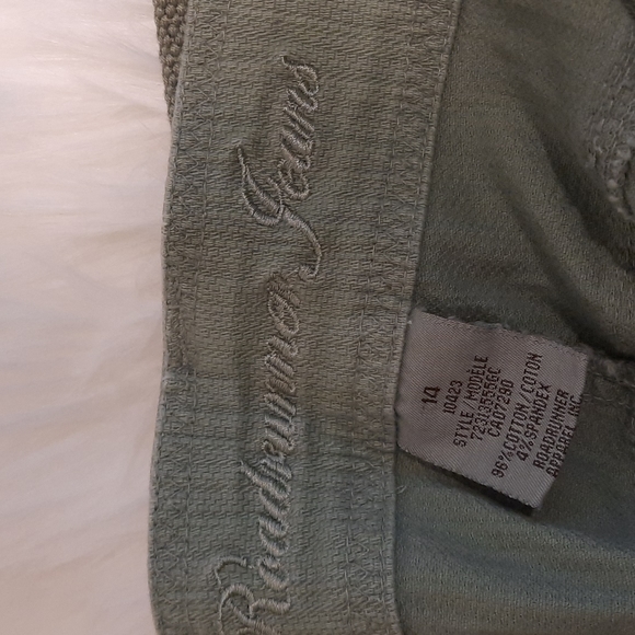 Road Runner Capris pants - Picture 4 of 6